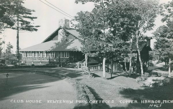 Keweenaw Park Cottages - OLD POSTCARD